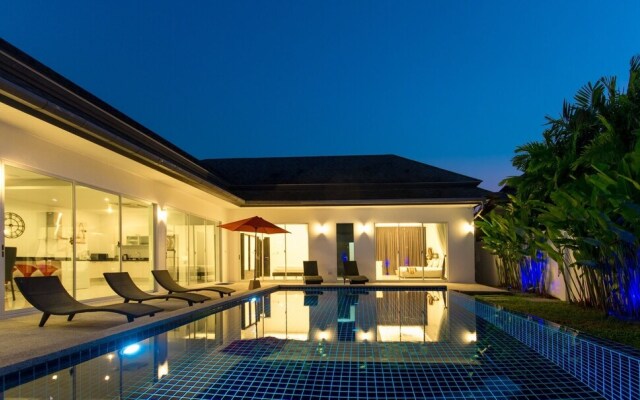 Kamala Contemporary 3 Bedrooms Pool Villa