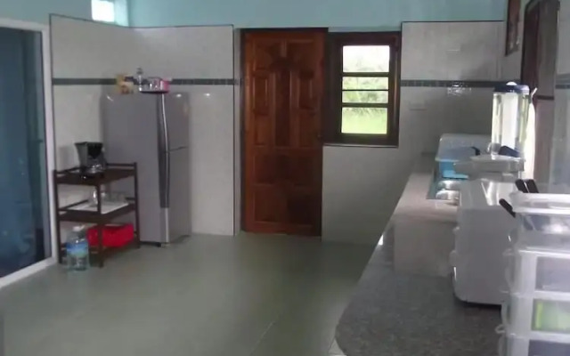 Homestay Singburi Thailand