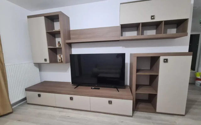 The One Studio, Residence 158
