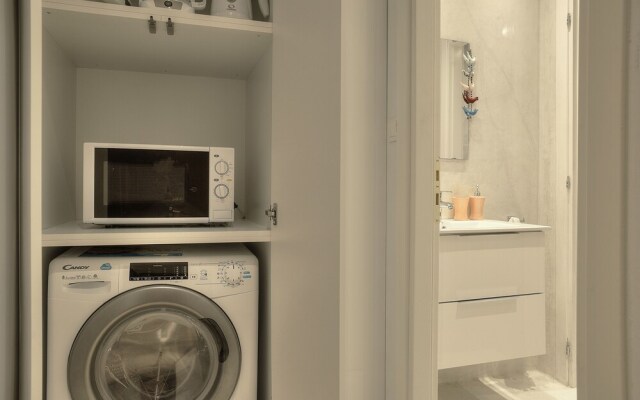 Downtown Glyfada Smart Apartment