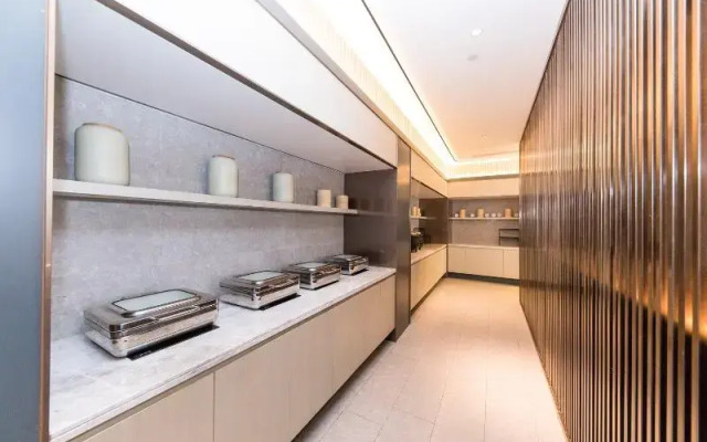 Ji Hotel (Shanghai Longbai Xincun Metro Station)