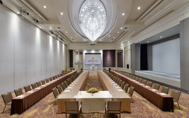 Miracle Grand Convention Hotel