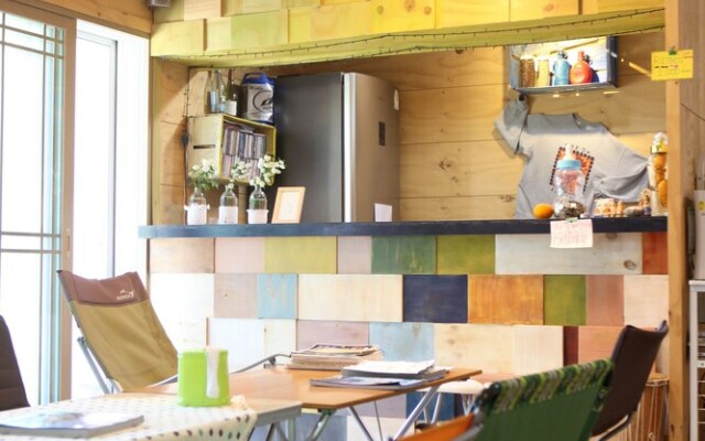 Basecamp Guesthouse - Hostel