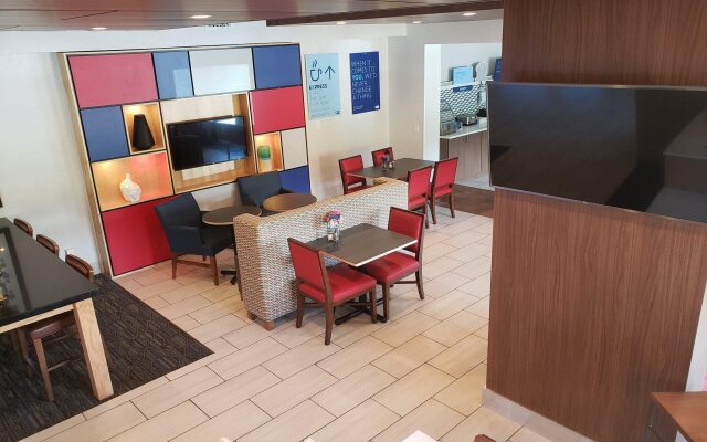 Holiday Inn Express Pittsburgh North by IHG