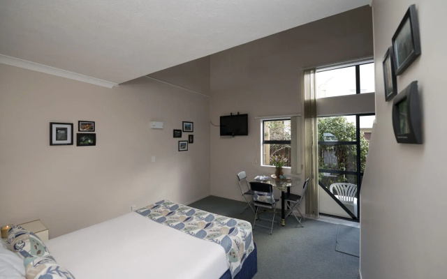 Wrights By The Sea Motel
