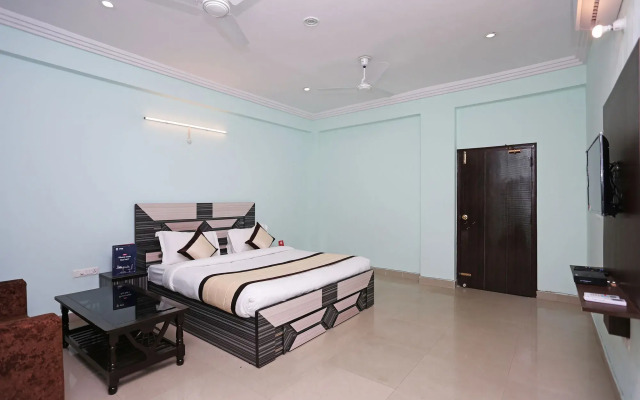 Raj Inn By OYO Rooms