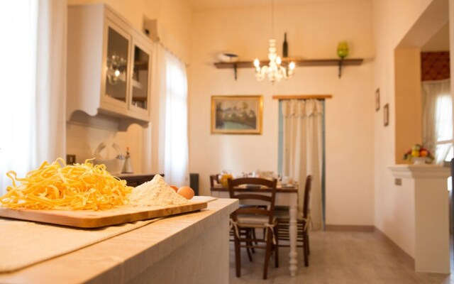 Villa Sassina by Mmega