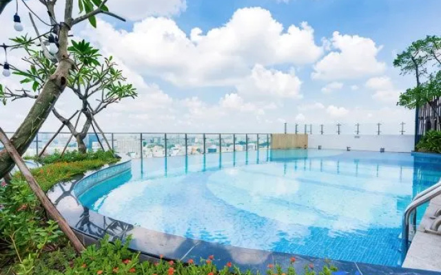 Kirakuan Airport View 2Br2Wc – Pool – Ho Chi Minh City
