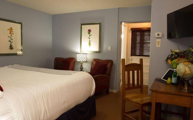 Inn on the Paseo