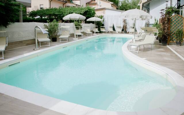 Lalla and Villa Orly Hotel