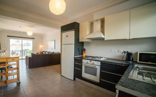 Sunny and Family Friendly Apartment Directly at the Pool