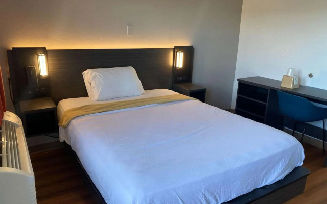 Motel 6 Gulfport, MS – Airport
