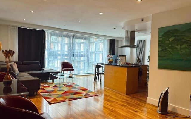 Canary Wharf Apartments