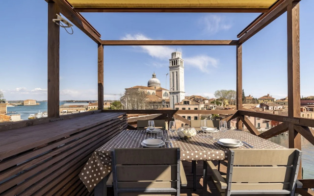 Arsenale Canal View Apartments