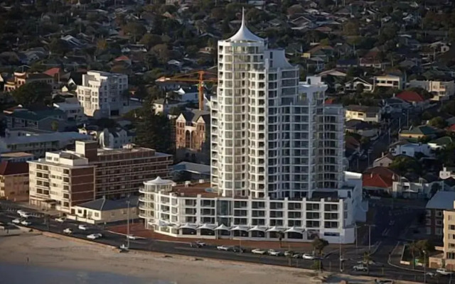 Hibernian Towers 505 Apartments
