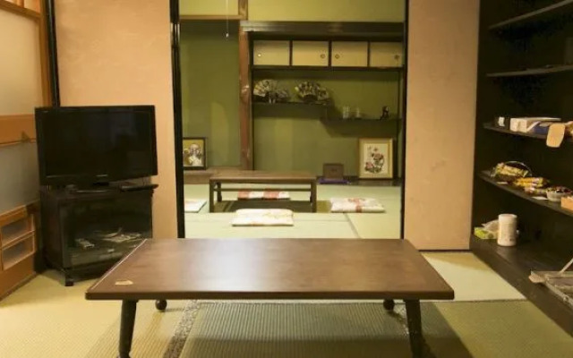 Female only guesthouse tomari-ya - Hostel