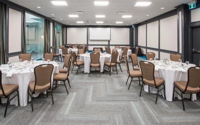 Crowne Plaza Kitchener-Waterloo by IHG