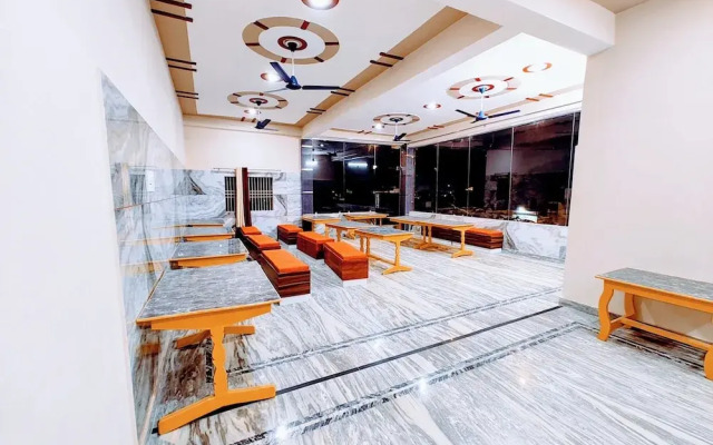 Hotel Shree Venkatesh Nilayam