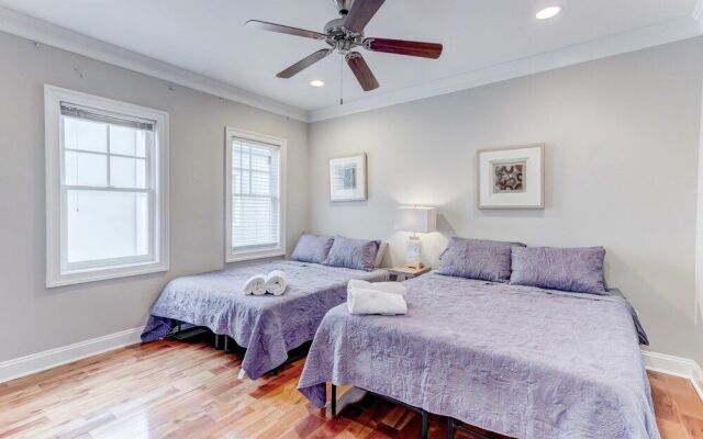 Upscale Home Near Harbor W/2cargarage&rooftopdeck