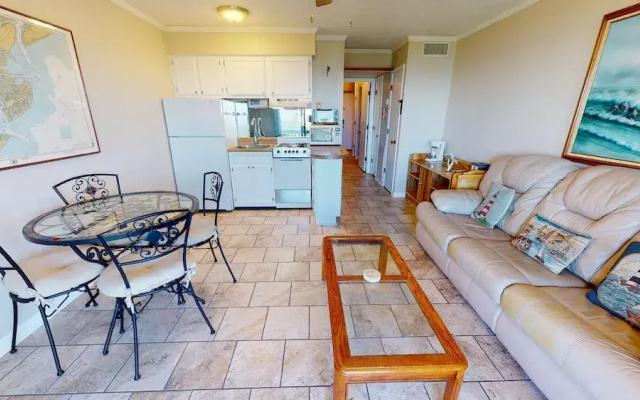 Beach Racquet B by Tybee Vacation Rentals