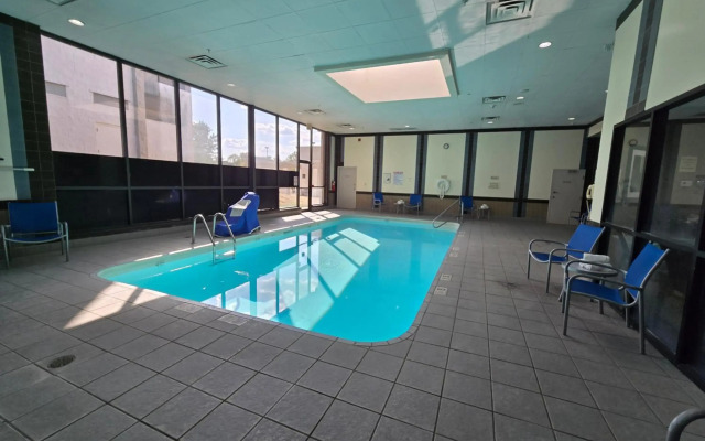 Holiday Inn Hotel & Suites Cincinnati - Eastgate by IHG