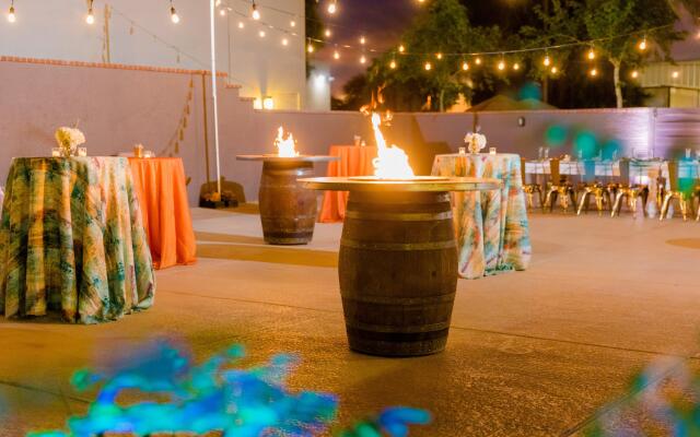 Crowne Plaza Phoenix Airport - PHX by IHG