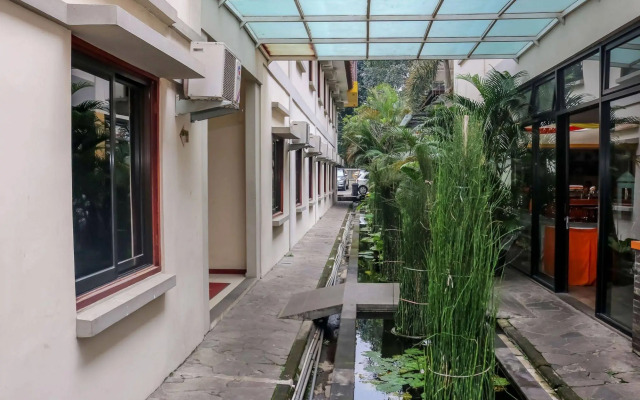 NIDA Rooms Bandung Paris Van Shopping