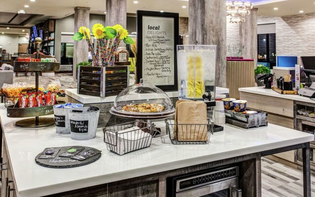 Hilton Garden Inn Topeka