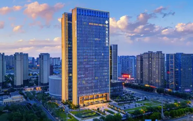 Hotel George Morandi (Urumqi Tianshan International Airport High-speed Railway Station) – Outside – Urumqi