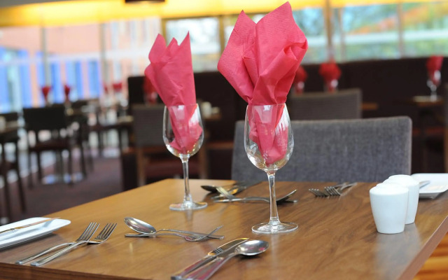 Park Inn by Radisson Birmingham Walsall M6 J9