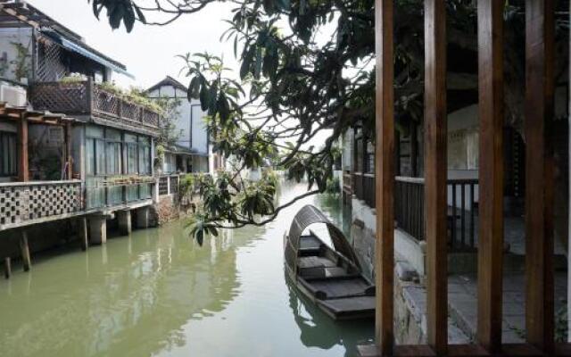 Zhujiajiao Qingyou House