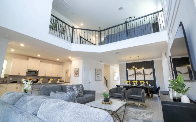 Stunning 5Bd Private Pool & Waterpark @ Champions Gate 8913
