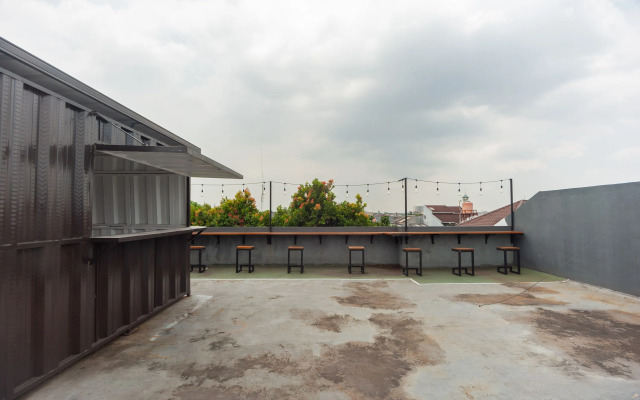 RedDoorz Syariah near Grand Galaxy Park