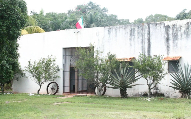 Hacienda Blanca Flor