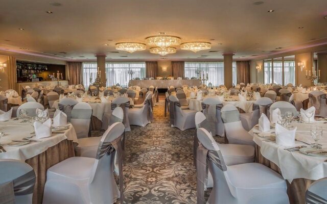 The Killeshin Hotel