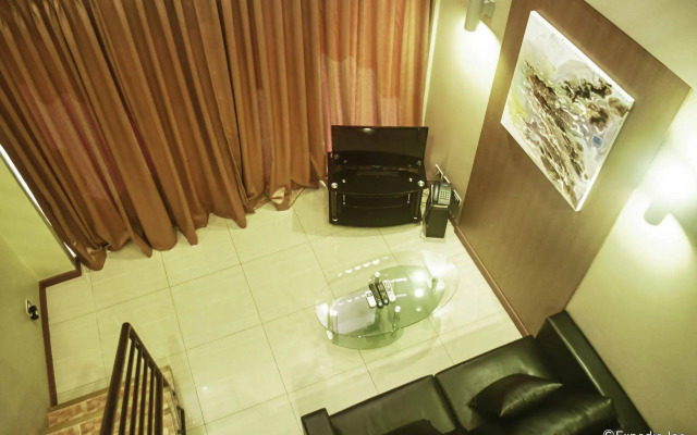 Uptown Condotel