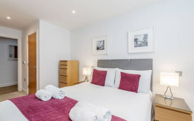 Roomspace Serviced Apartments - Abbot's Yard