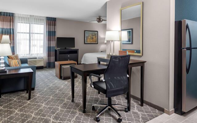 Homewood Suites by Hilton Wauwatosa Milwaukee