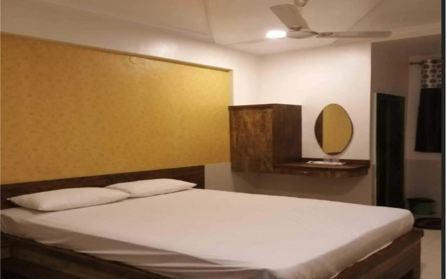 Hotel Samay Lodging & Boarding By WB Inn