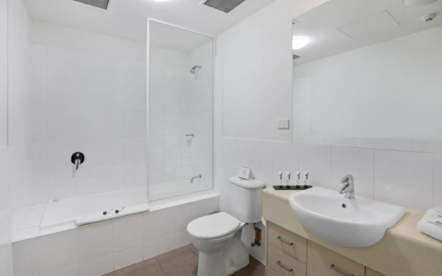 Quest Mawson Lakes