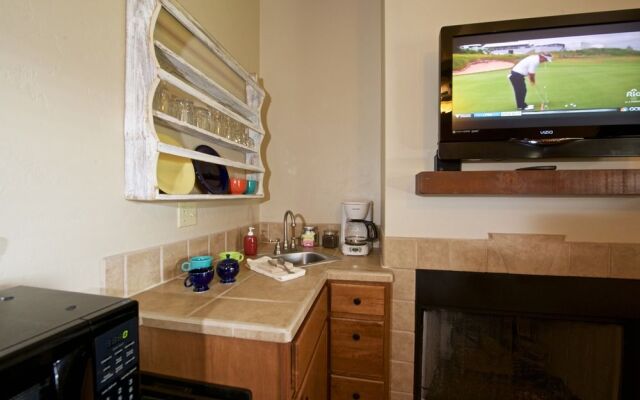 Lazy T Bed and Breakfast