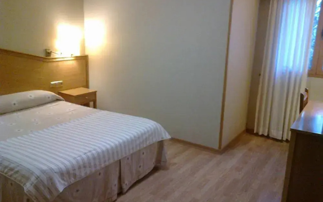 Hotel Anabel Baza