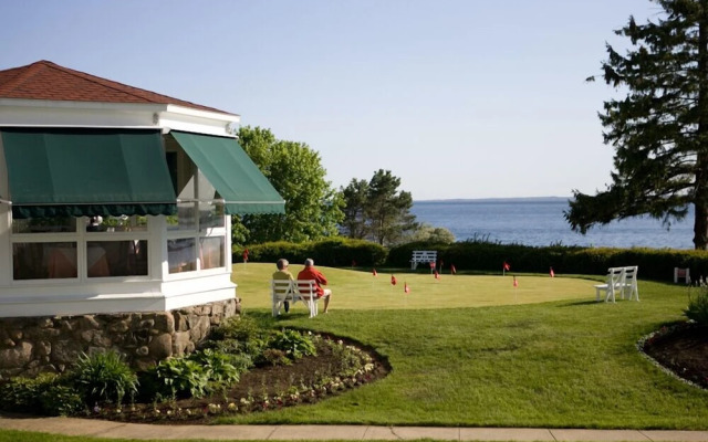 The Colony Hotel