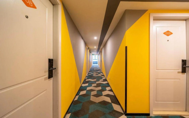 Boke Inn (Jing'an Branch, Nanjing West Road, Shanghai)