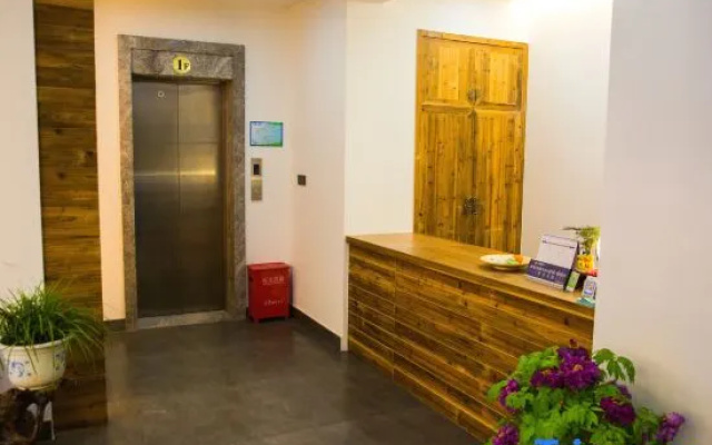 Xiangshan Shanyu Small Building Boutique B & B