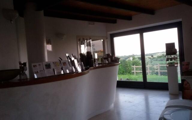 Martines Club Resort & Mandalay SPA