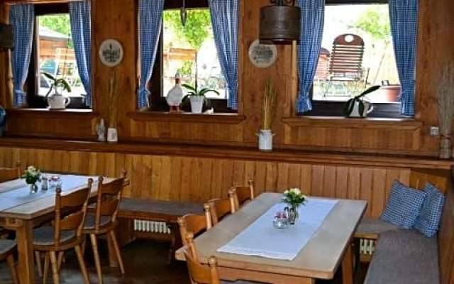 Hotel Pfaffenmühle Aschaffenburg/ Damm