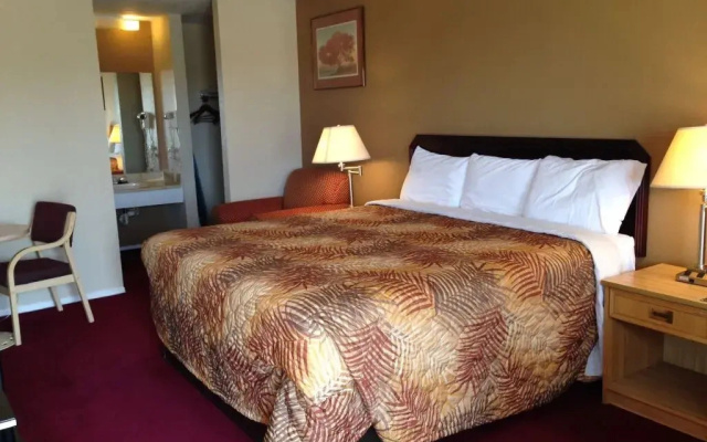 Hometown Inn And Su