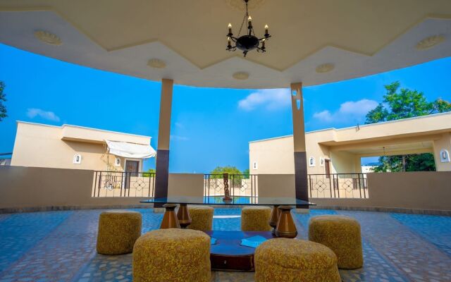 Glitz Ranthambore Safari Resort