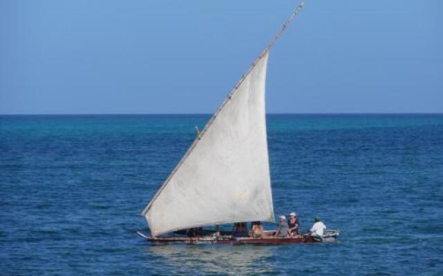 Jaribu Beach Hotel